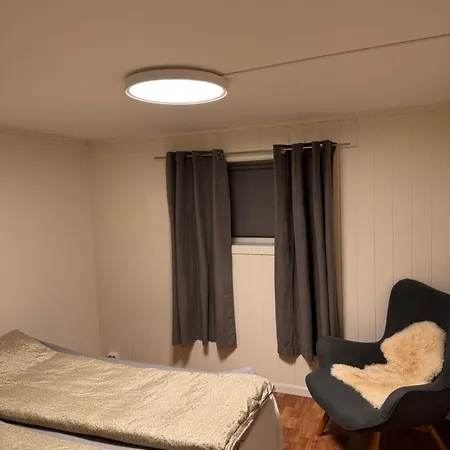 Arctic Tonsvik Apartment *