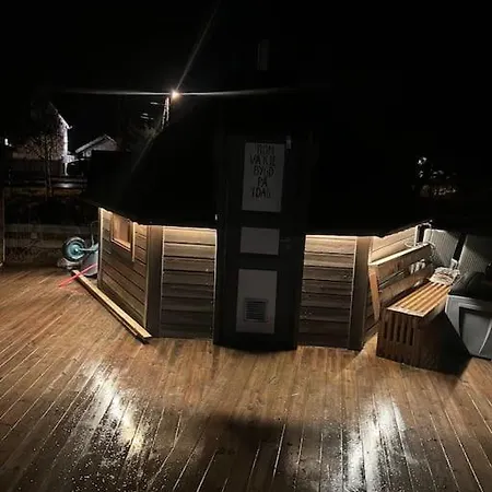 Apartment Arctic Tonsvik