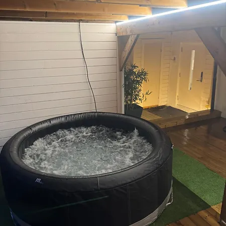 Arctic Tonsvik شقة *